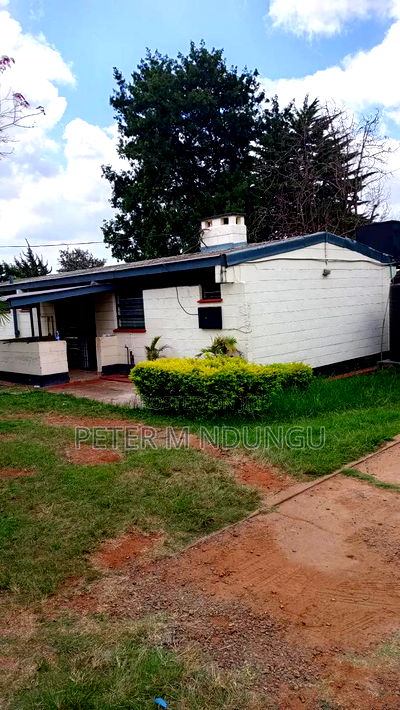 Langata-Ngei Phase 1, 1/4 Acre With Bungalow - Image 1