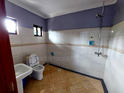 4bdrm Mansion in Naivasha for sale - Image 14