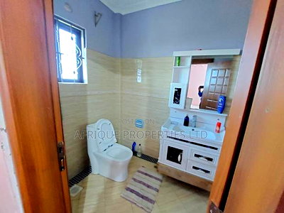4bdrm Mansion in Naivasha for sale - Image 13