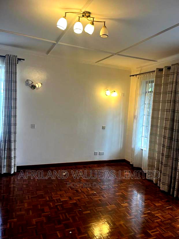 4bdrm Villa in Mugumo Villa, Valley Arcade for rent