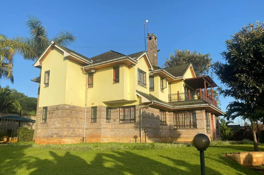 5 En-Suite Bedrooms with DSQ & Solar Power - Old Kitisuru