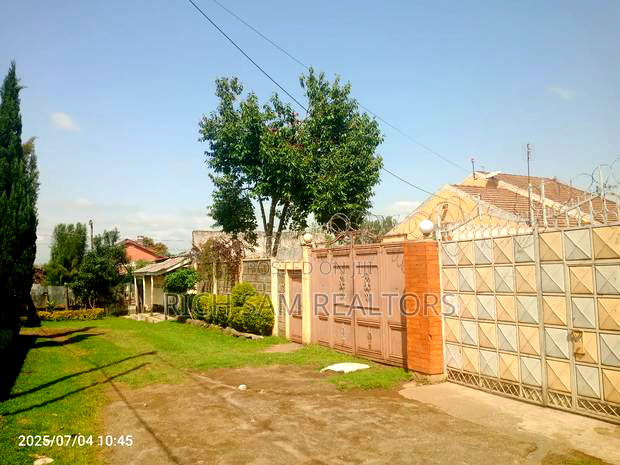 50/100 Plot on Sale Kiamunyi Olivin Centre