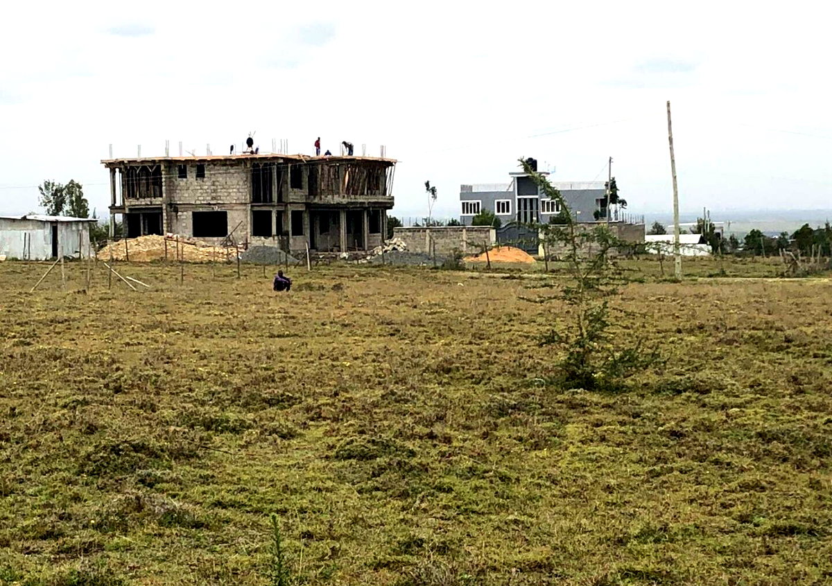 Kitengela Land at KSh 1.6M