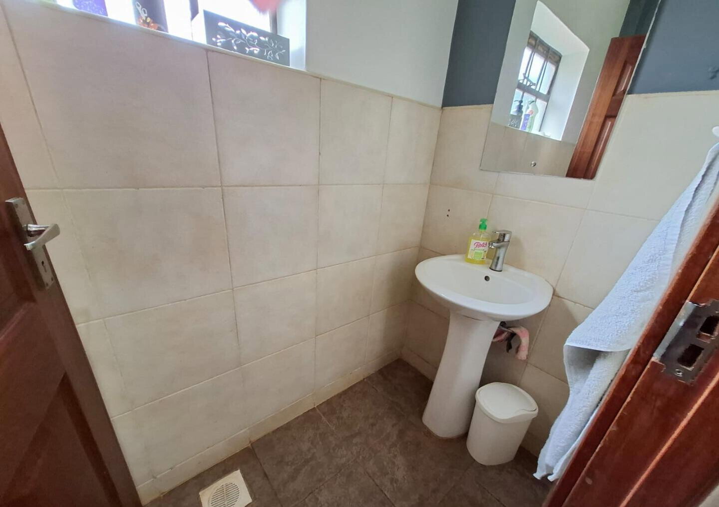 Quarter-Acre Townhouse with Pool & Private Garden - Redhill, Limuru