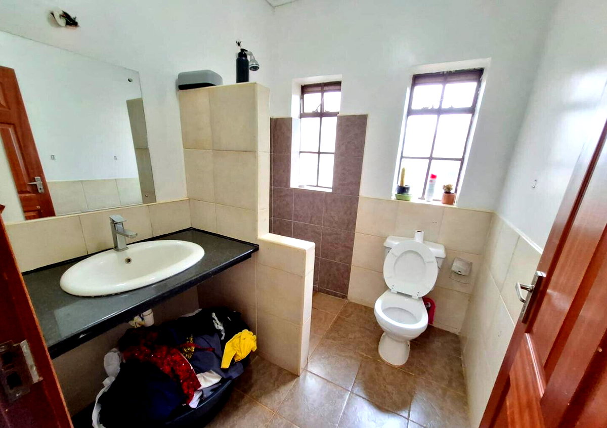 Quarter-Acre Townhouse with Pool & Private Garden - Redhill, Limuru