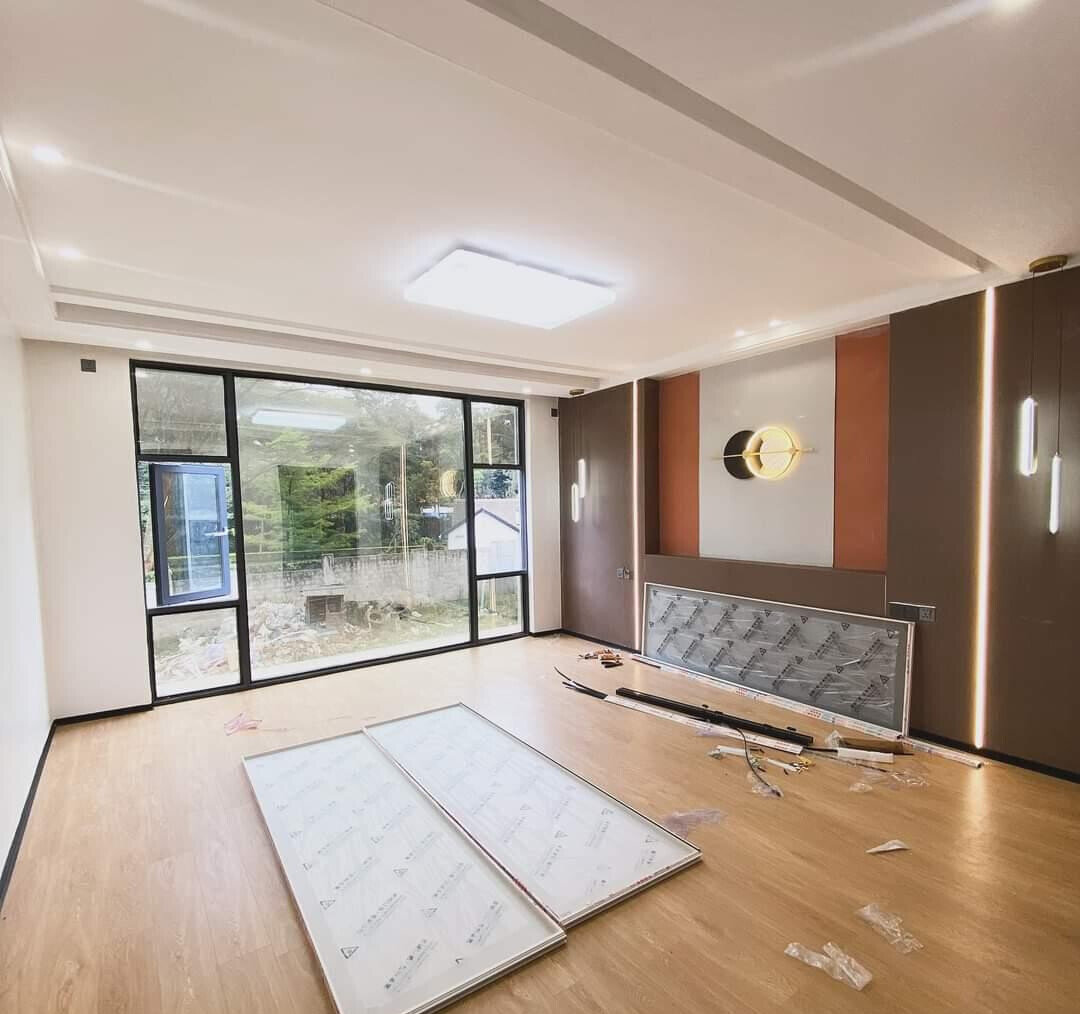 Smart Home 5BR Villa with DSQ & Study - Lavington