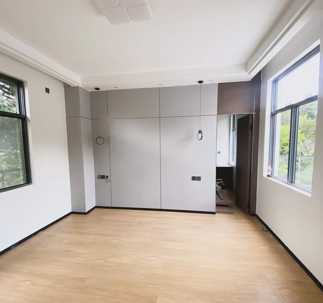 Smart Home 5BR Villa with DSQ & Study - Lavington