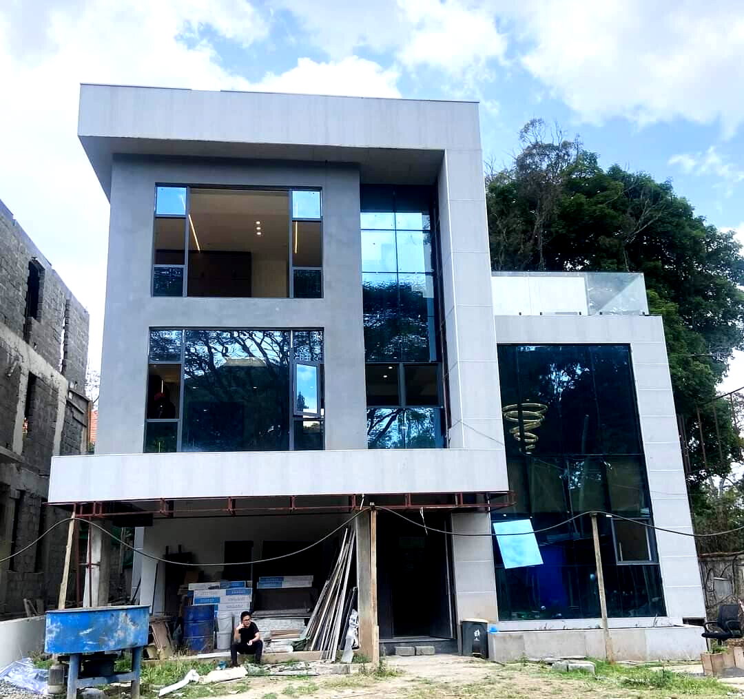 Smart Home 5BR Villa with DSQ & Study - Lavington