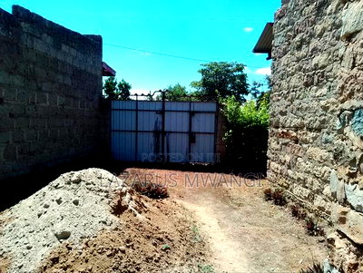 Eighth Plot for Sale With a 2br House - Image 5