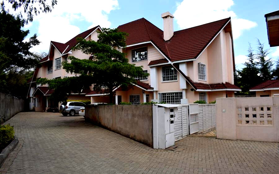 5-Ensuite Townhouse in Quiet Court of 4 - Lavington