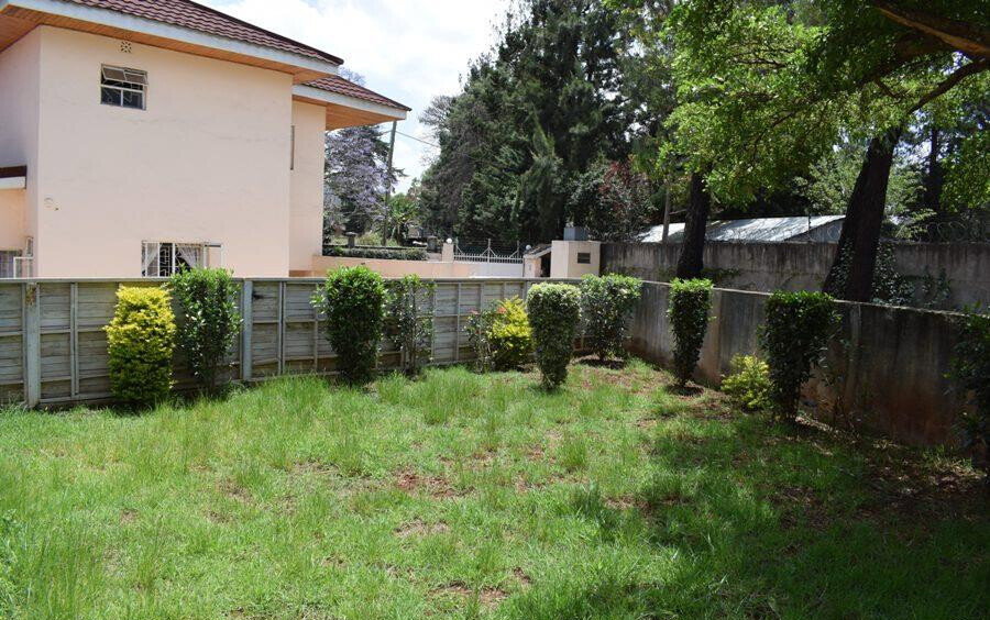 5-Ensuite Townhouse in Quiet Court of 4 - Lavington