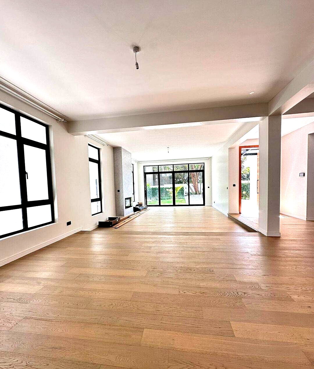 Newly Built 5-Ensuite Townhouse with Garden - Lavington