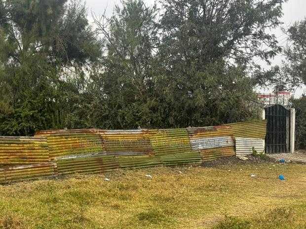 Located Behind Quiver Lounge Kitengela