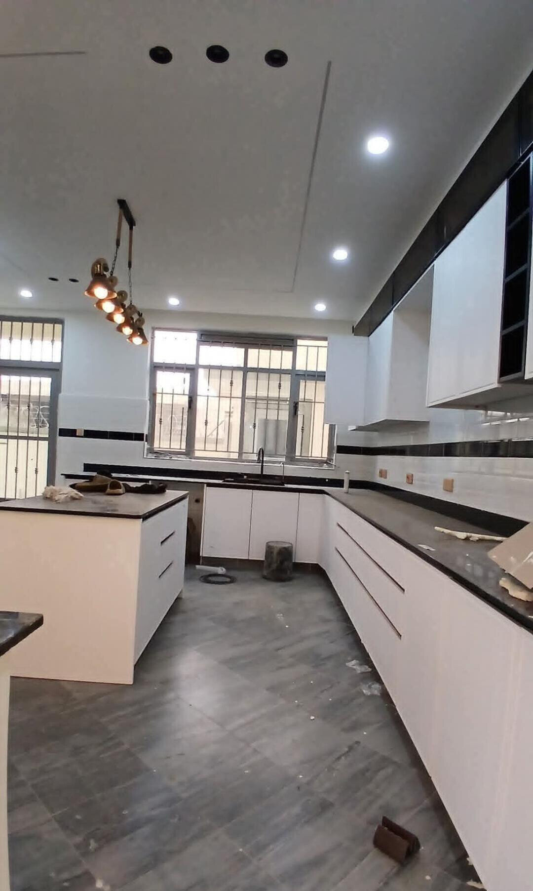 5BR All-Ensuite Townhouse with DSQ & Electric Fence - Syokimau