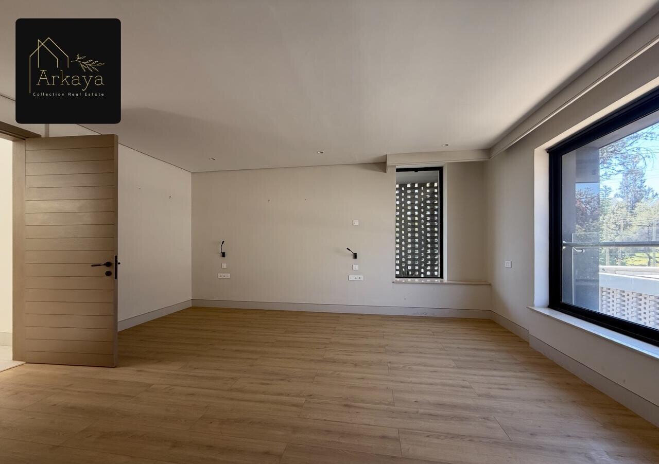5-Ensuite Townhouse with Floating Fireplace & Dual Kitchens - Westlands