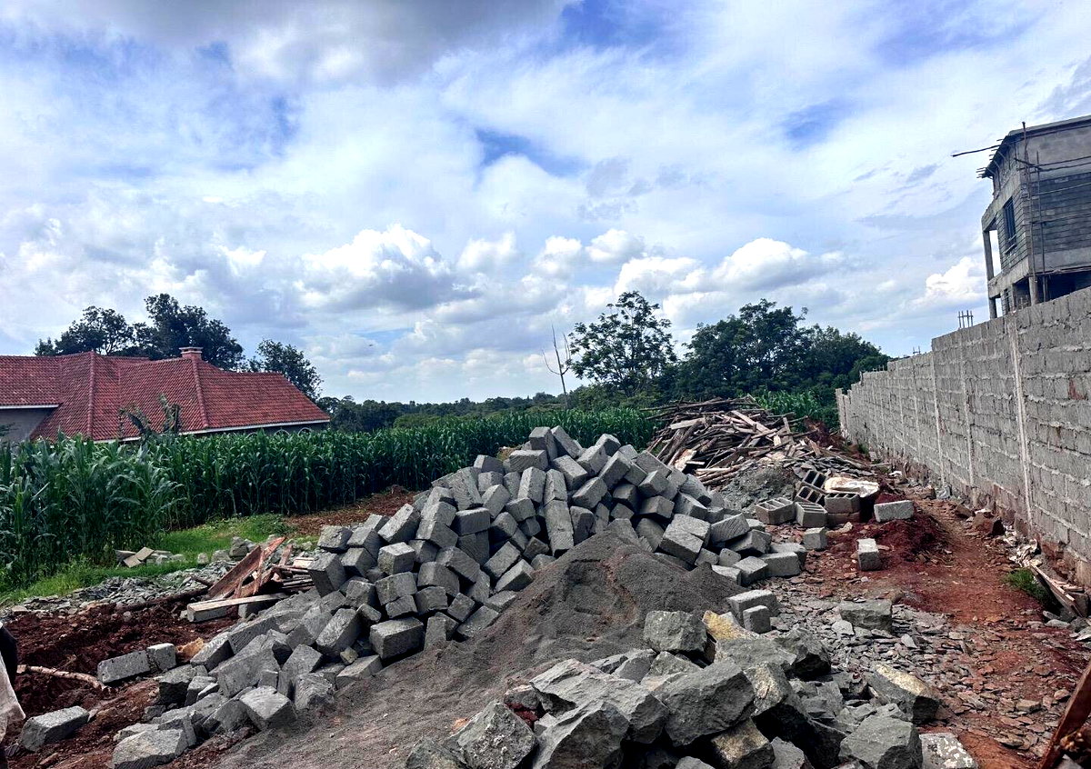 Garden Plot in Karen at KSh 47M