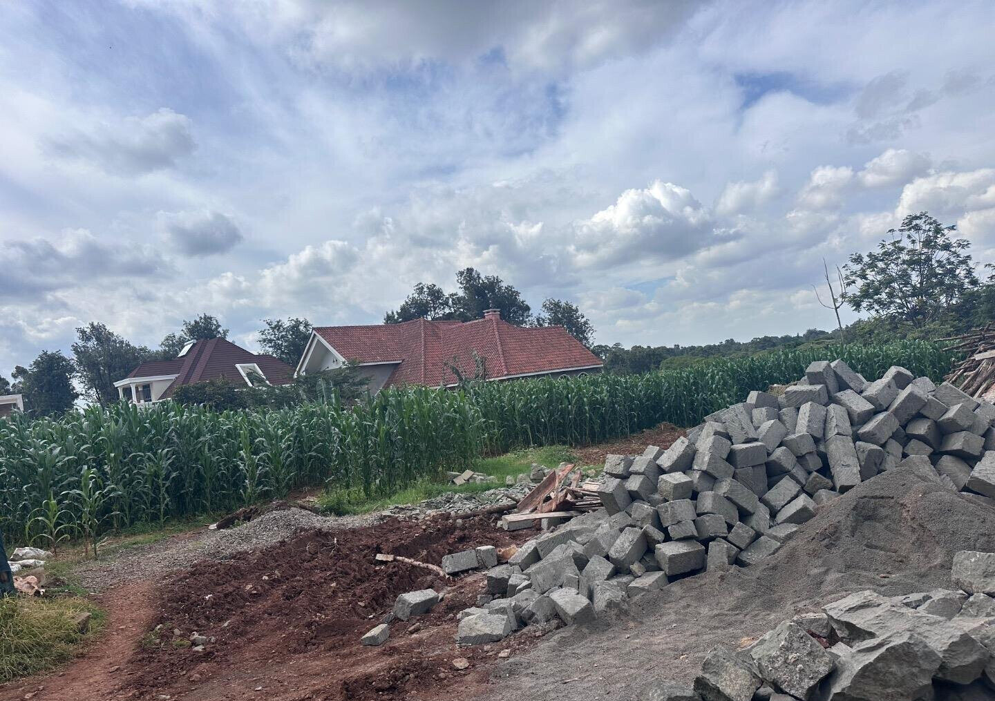 Garden Plot in Karen at KSh 47M