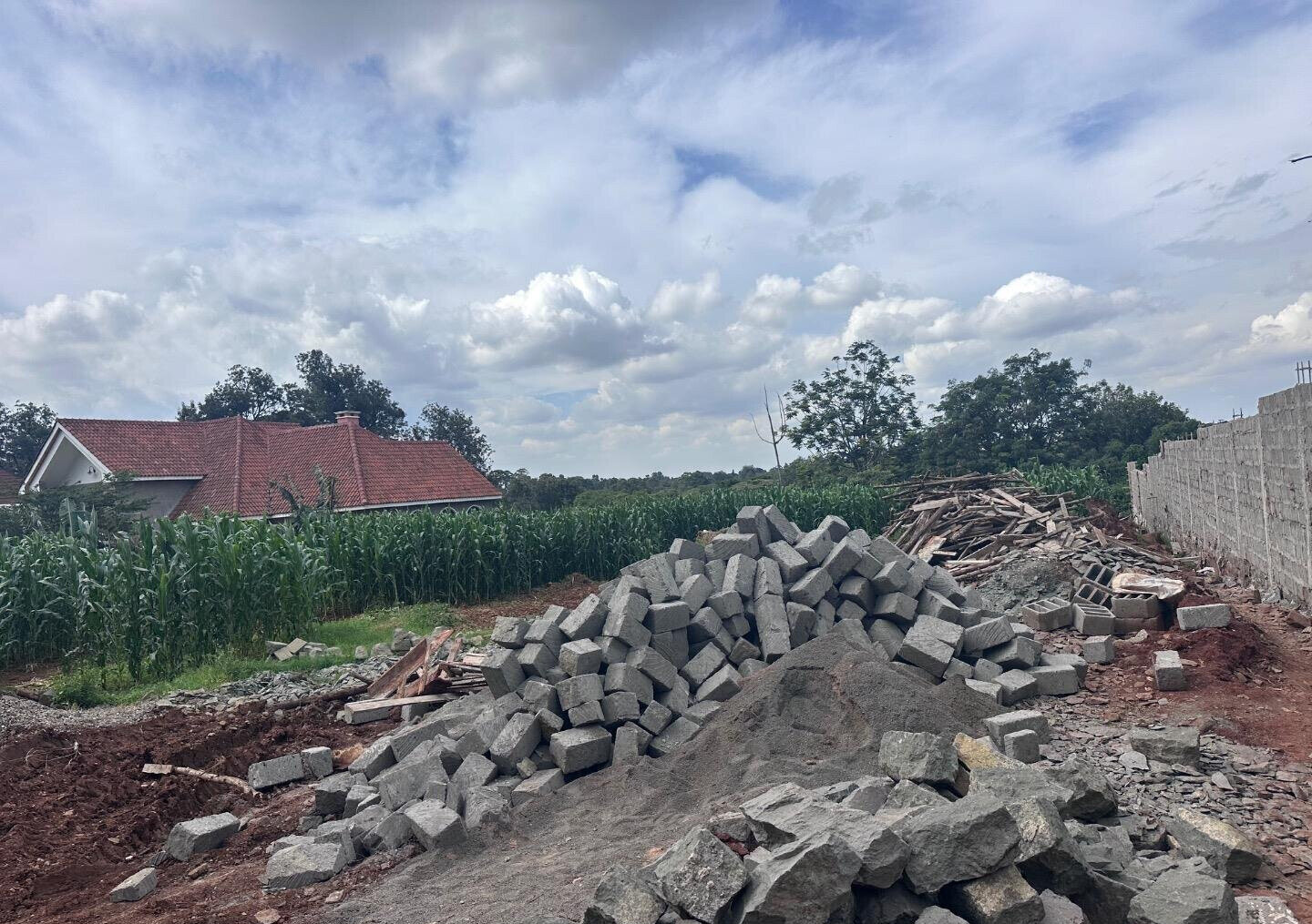 Garden Plot in Karen at KSh 47M