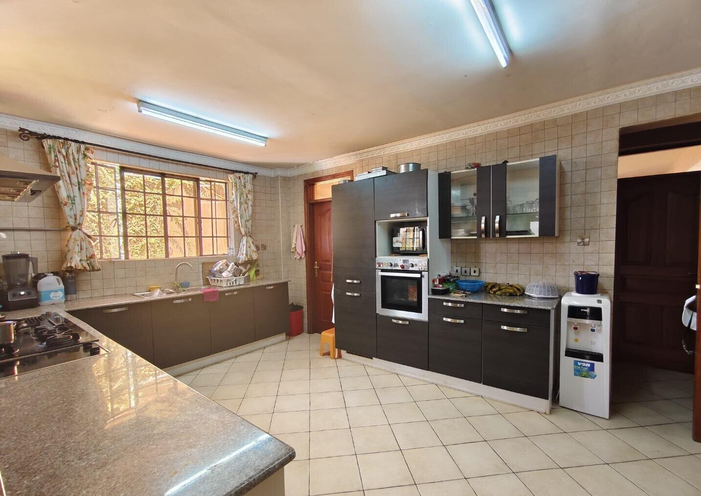 5-Ensuite Villa with Private Garden in Exclusive 4-Unit Lavington Estate