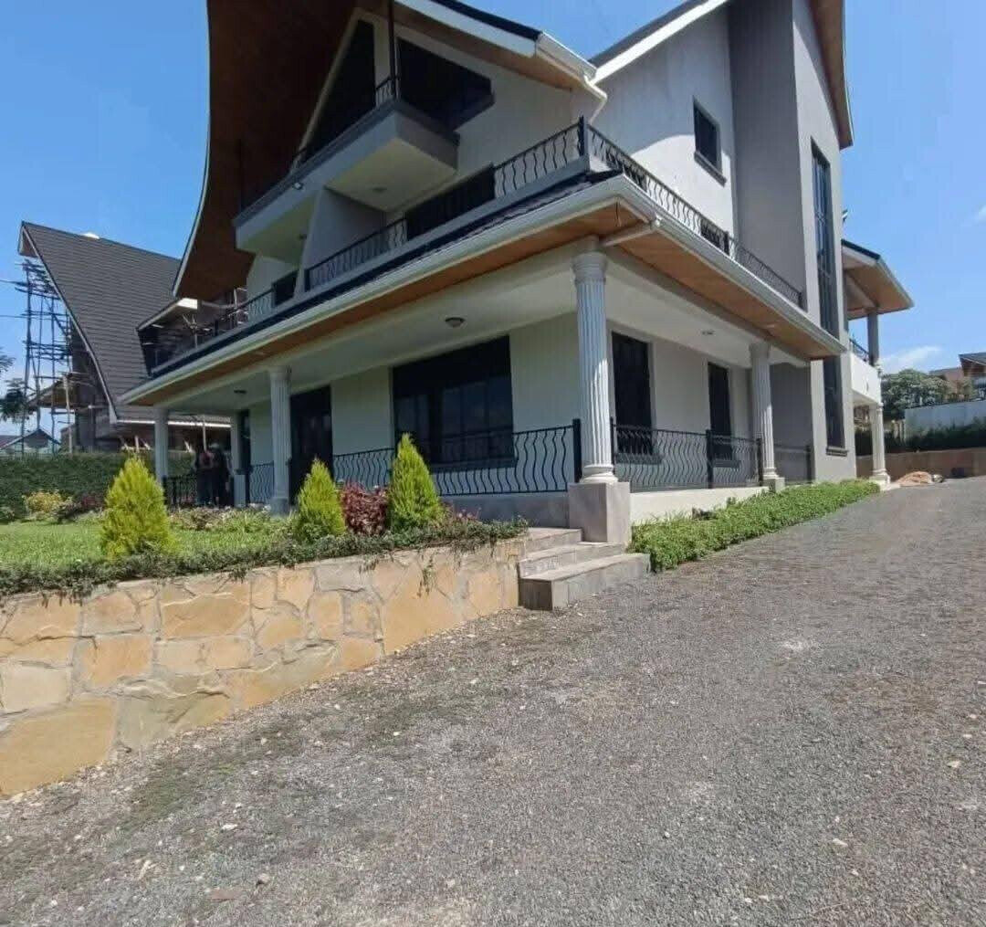 Quarter-Acre All-Ensuite Mansion in Dykio Bustani - Ruiru