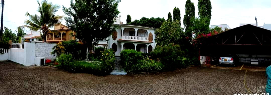 Samfrance Homes 4BR Townhouse with Rooftop Terrace - Nyali