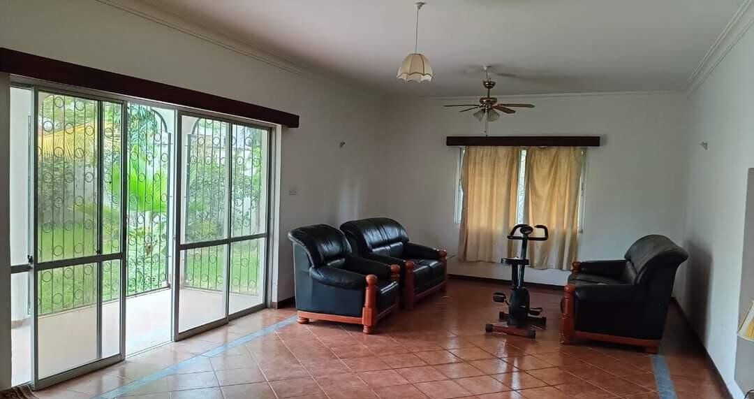 Samfrance Homes 4BR Townhouse with Rooftop Terrace - Nyali
