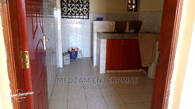 3bdrm Apartment in Kisimani, Ziwa La Ngombe for Rent - Image 18