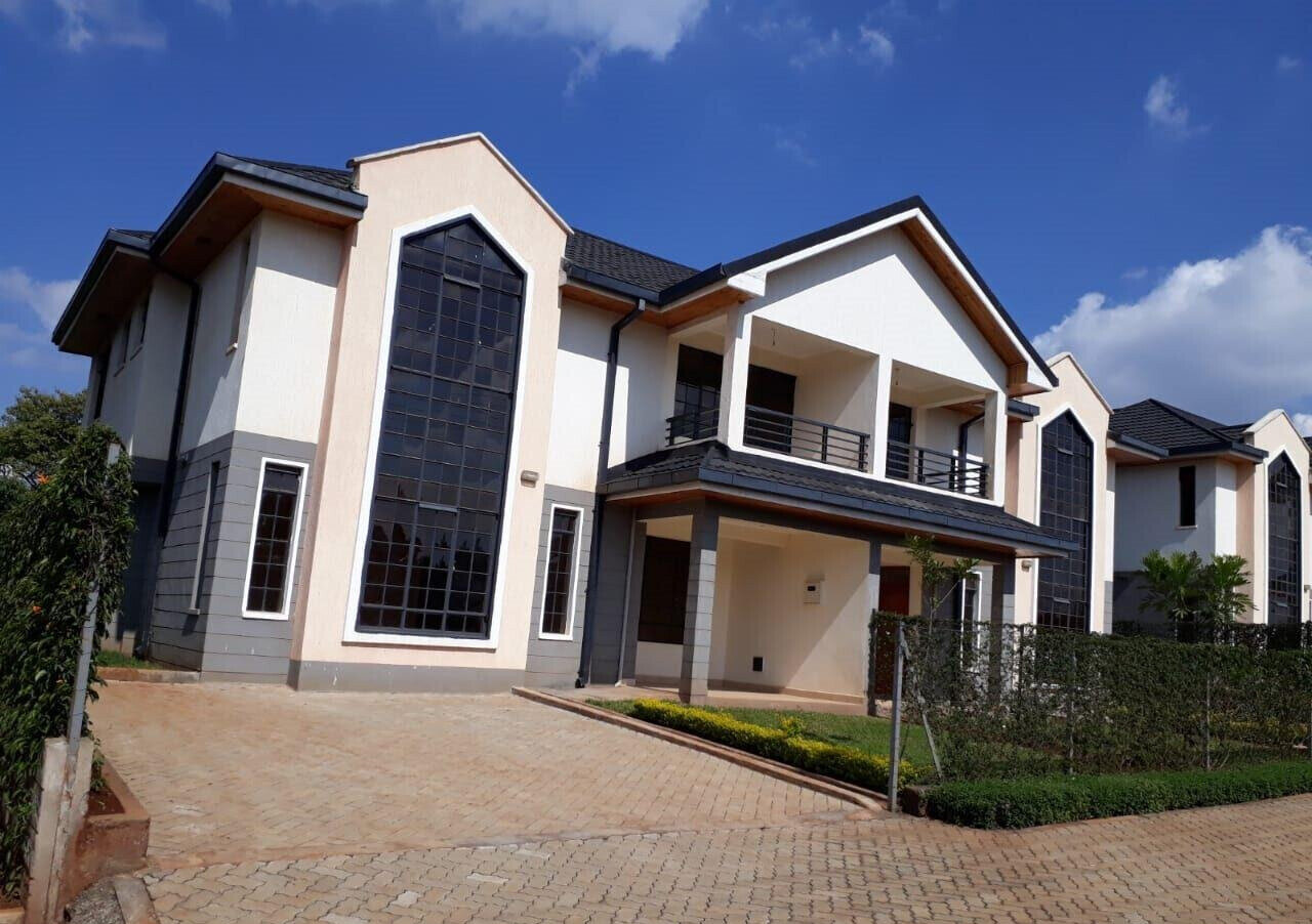 4 En-Suite Townhouse by Kezzel Homes - Kitisuru