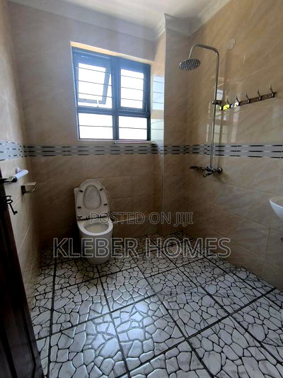 5bdrm Townhouse / Terrace in Karen for rent - Image 13