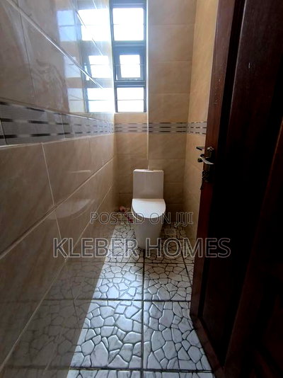 5bdrm Townhouse / Terrace in Karen for rent - Image 6