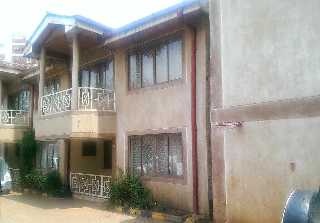 4-Bed Townhouse with Walk-In Closet & Balcony - Lavington