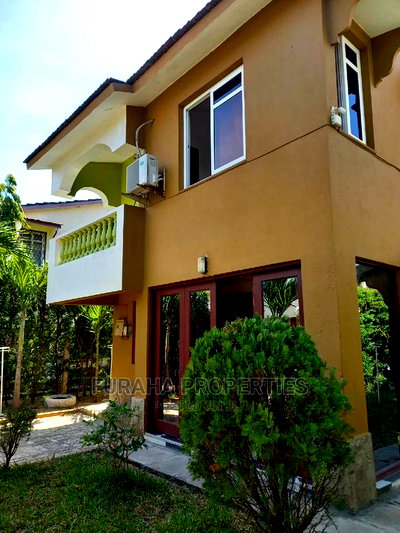 4bdrm Townhouse/Terrace in Bandari, Bombolulu for Sale - Image 7