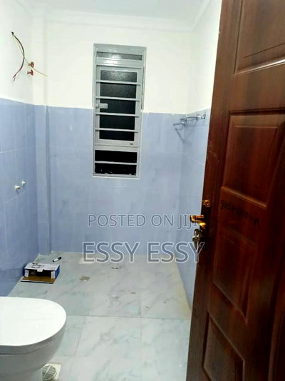 4bdrm Maisonette in Tola Estate for sale - Image 12
