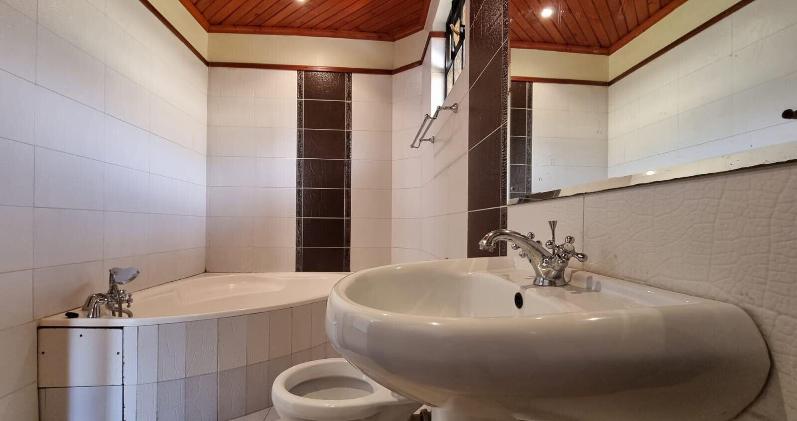 5-Ensuite Villa with Private Garden in Kaputei Gardens - Lavington