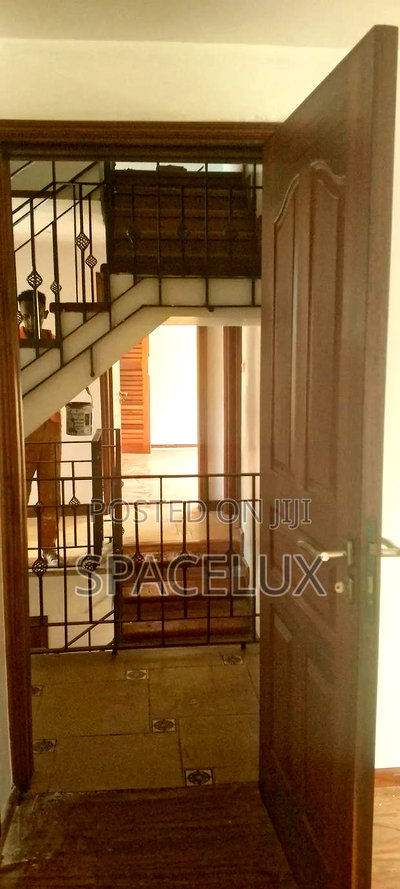 Professional Office Space - Image 3