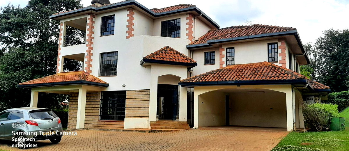 4 En-Suite Townhouse with Sunken Lounge & Pool - Kitisuru