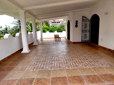 4bdrm Villa in Watamu for sale - Image 5
