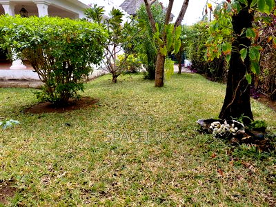 4bdrm Villa in Watamu for sale - Image 2