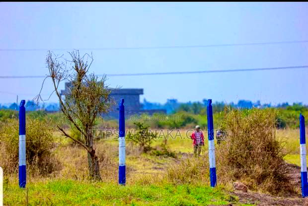 Plots Under 1 Milion in Kamakis