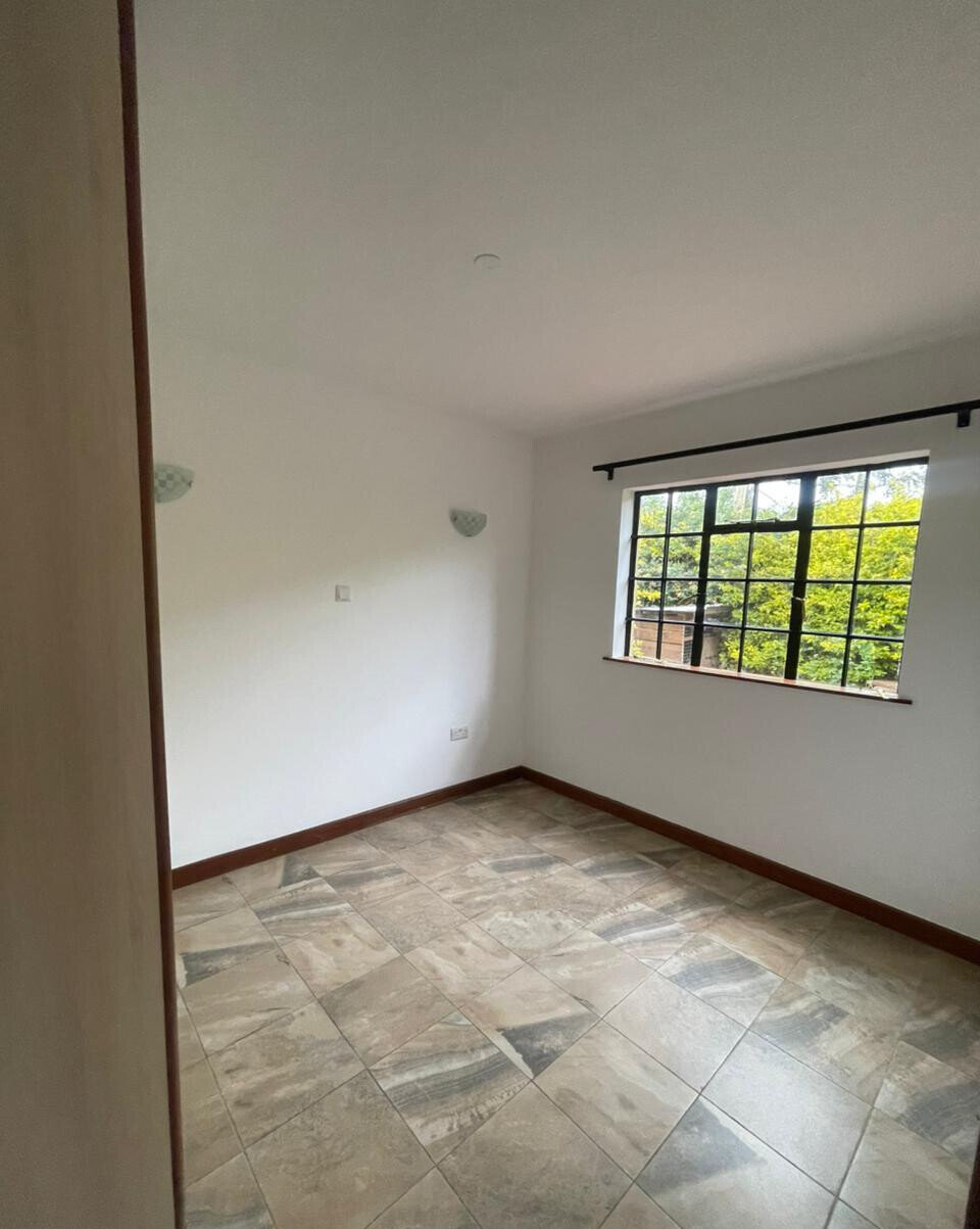 Brand New 4BR Townhouse on 1/8 Acre – Kerarapon