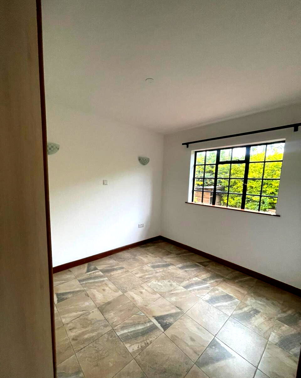 Brand New 4BR Townhouse on 1/8 Acre – Kerarapon