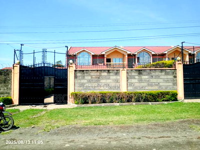 4bdrm Mansion in Blankets, Nakuru Town East for rent - Image 1