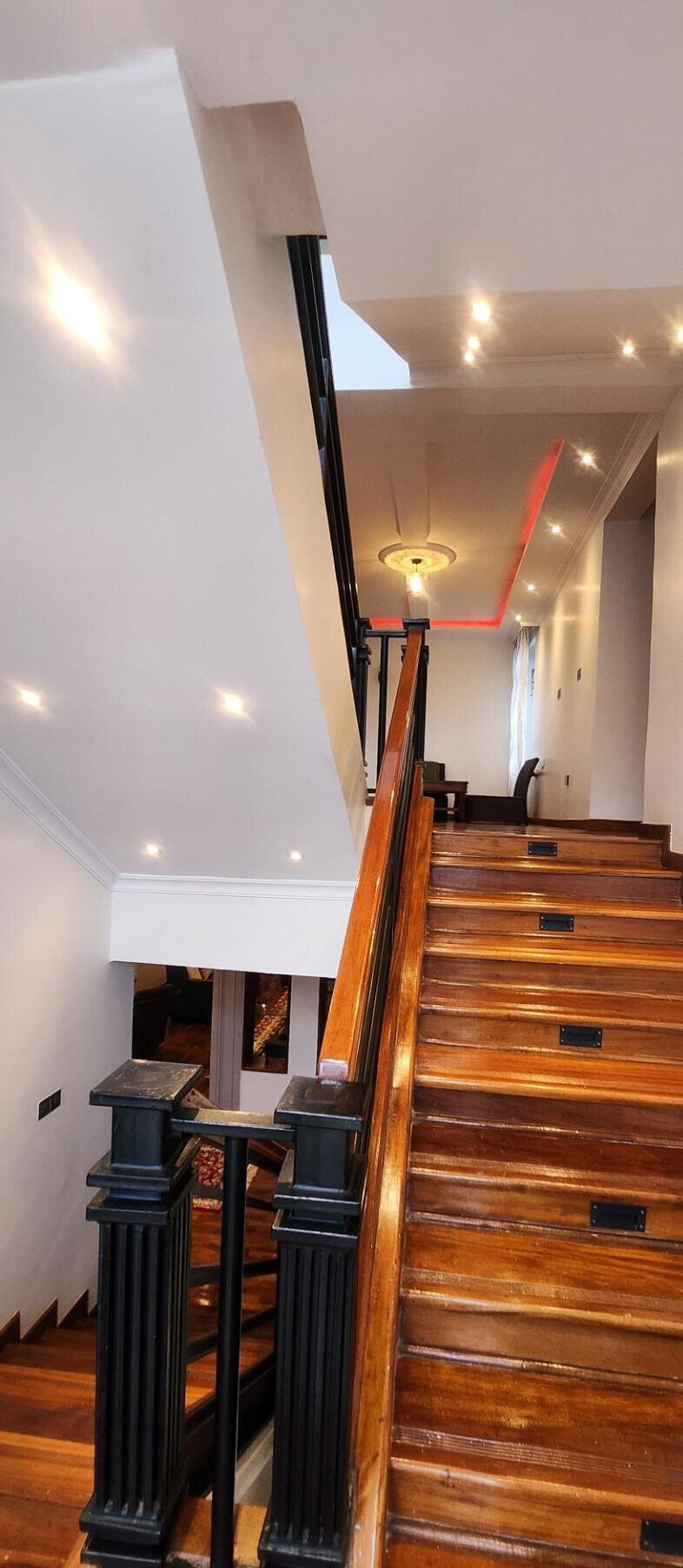 5BR All-Ensuite Villa with Jacuzzi & Golf Views - Thika Greens