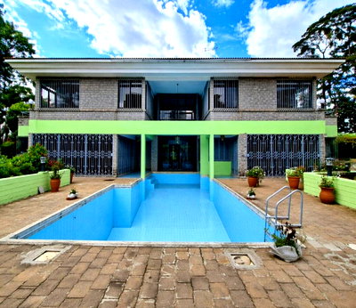1.2 Acre Mansion in Muthaiga
