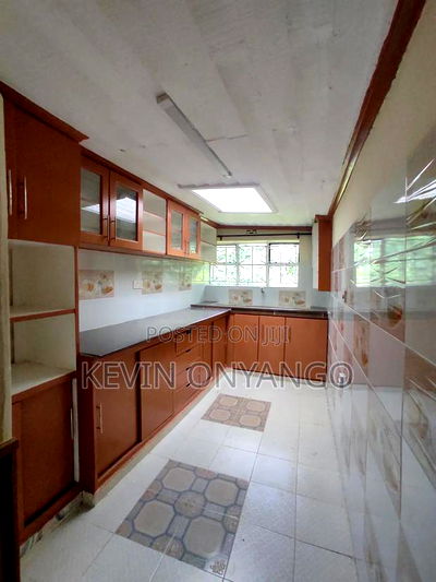 3bdrm Bungalow in Karen for rent - Image 6