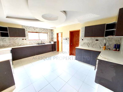 5bdrm Mansion in Kitisuru for sale - Image 6
