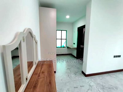 3bdrm Apartment in Kil, Kileleshwa for sale - Image 7