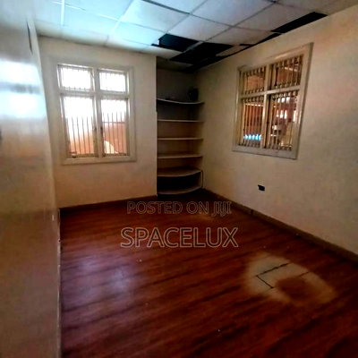 Sublet Office One Room Yaya Kilimani - Image 3