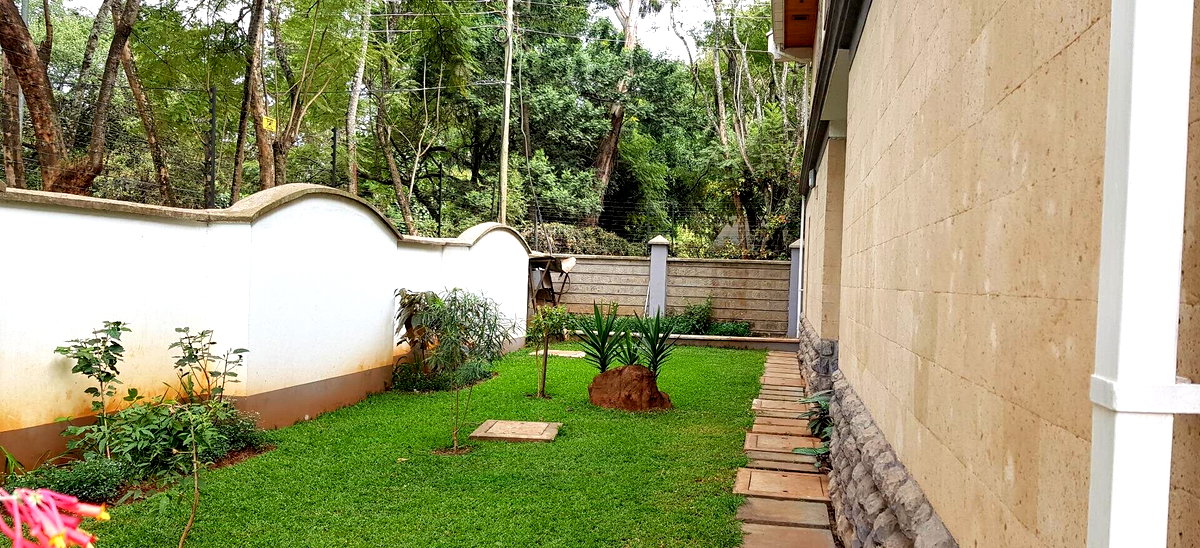 Brand-New 5-Ensuite Triplex with Attic & DSQ - Lavington
