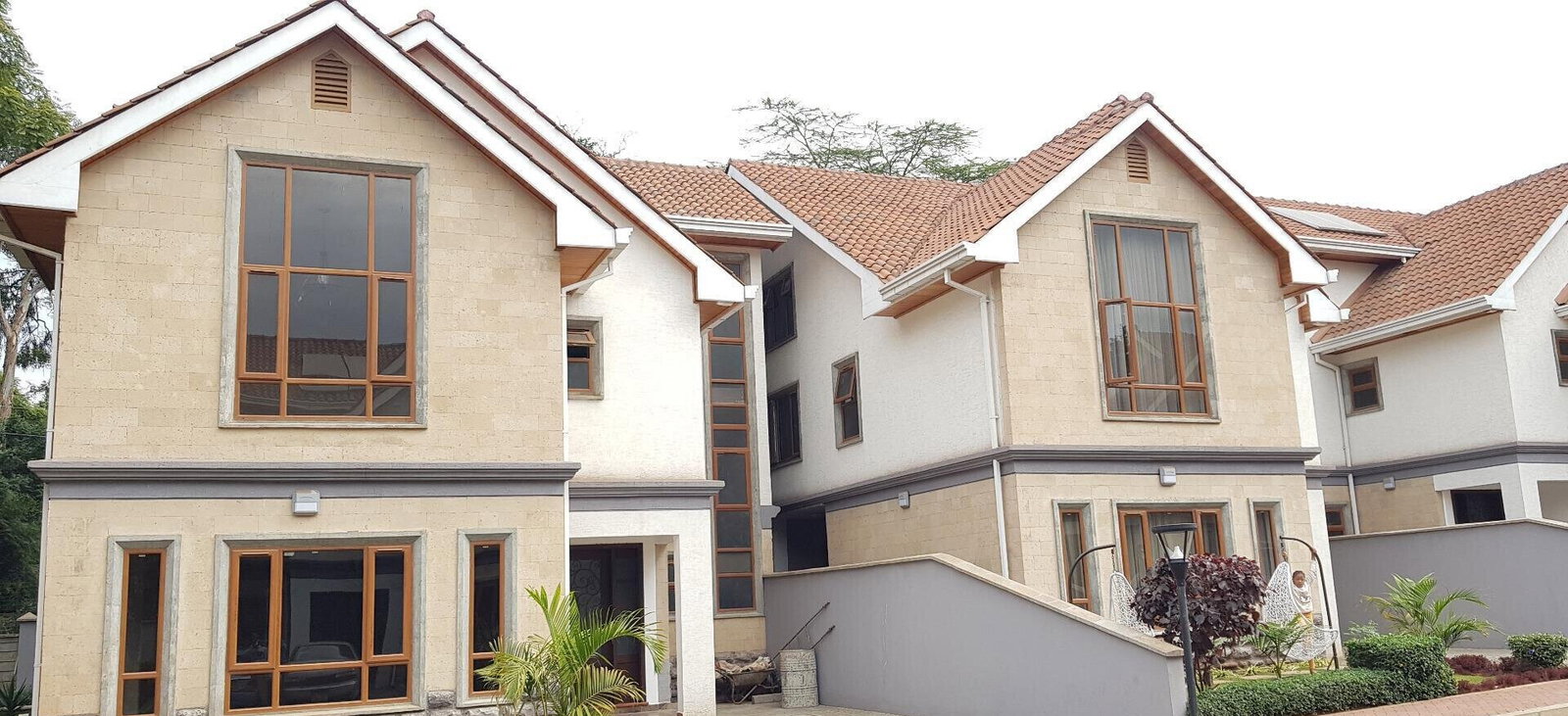 Brand-New 5-Ensuite Triplex with Attic & DSQ - Lavington